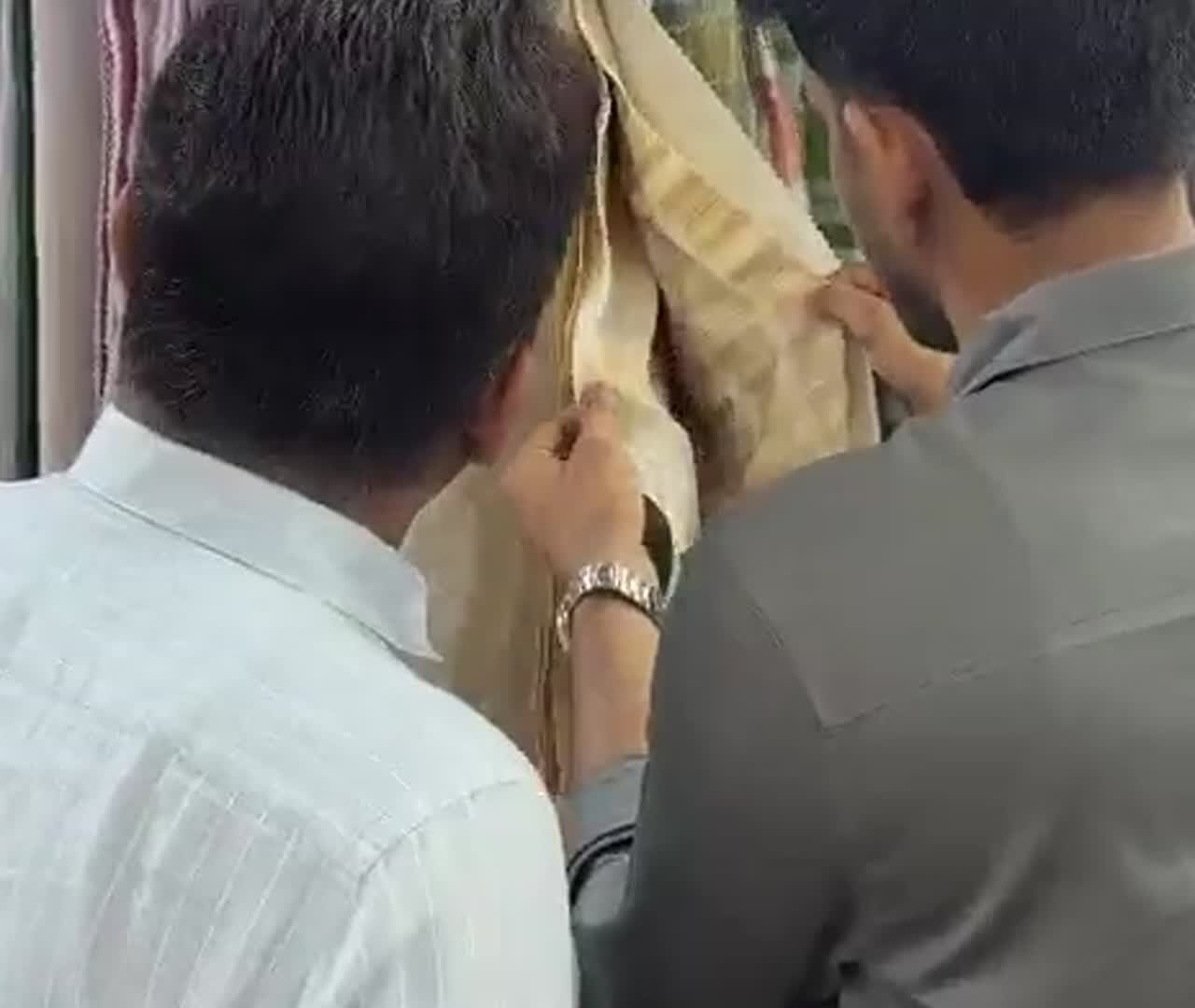 Exhibition Clip 09