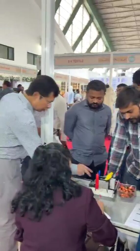 Exhibition Clip 37